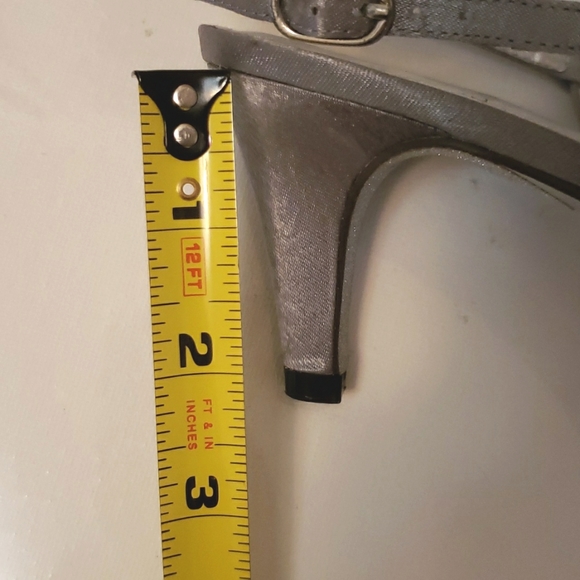 Adrianna Papell Ainsley pewter silver satin with crystals Heels 8 - Picture 8 of 11